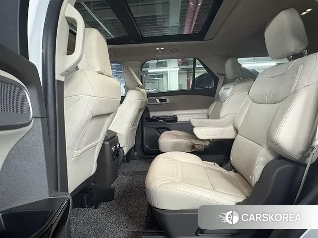 Ford Explorer 6th Generation id 3338878 из Кореи 11