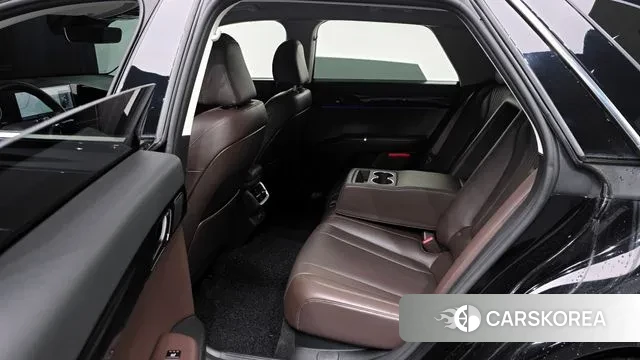 Hyundai Grandeur (GN7) id 3576691 из Кореи 11