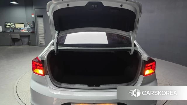 Hyundai The New Avante AD id 3905489 из Кореи 11