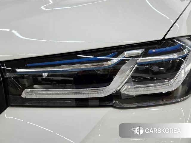 BMW 5 Series (G30) id 4475143 из Кореи 11