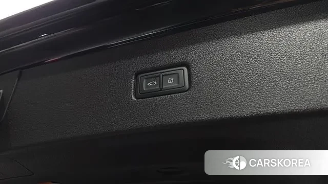 Audi Q8 (4M) id 3318336 из Кореи 11