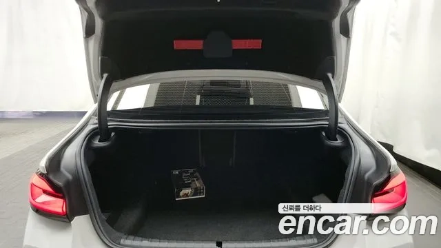 BMW 5 Series (G30) id 2935528 из Кореи 11