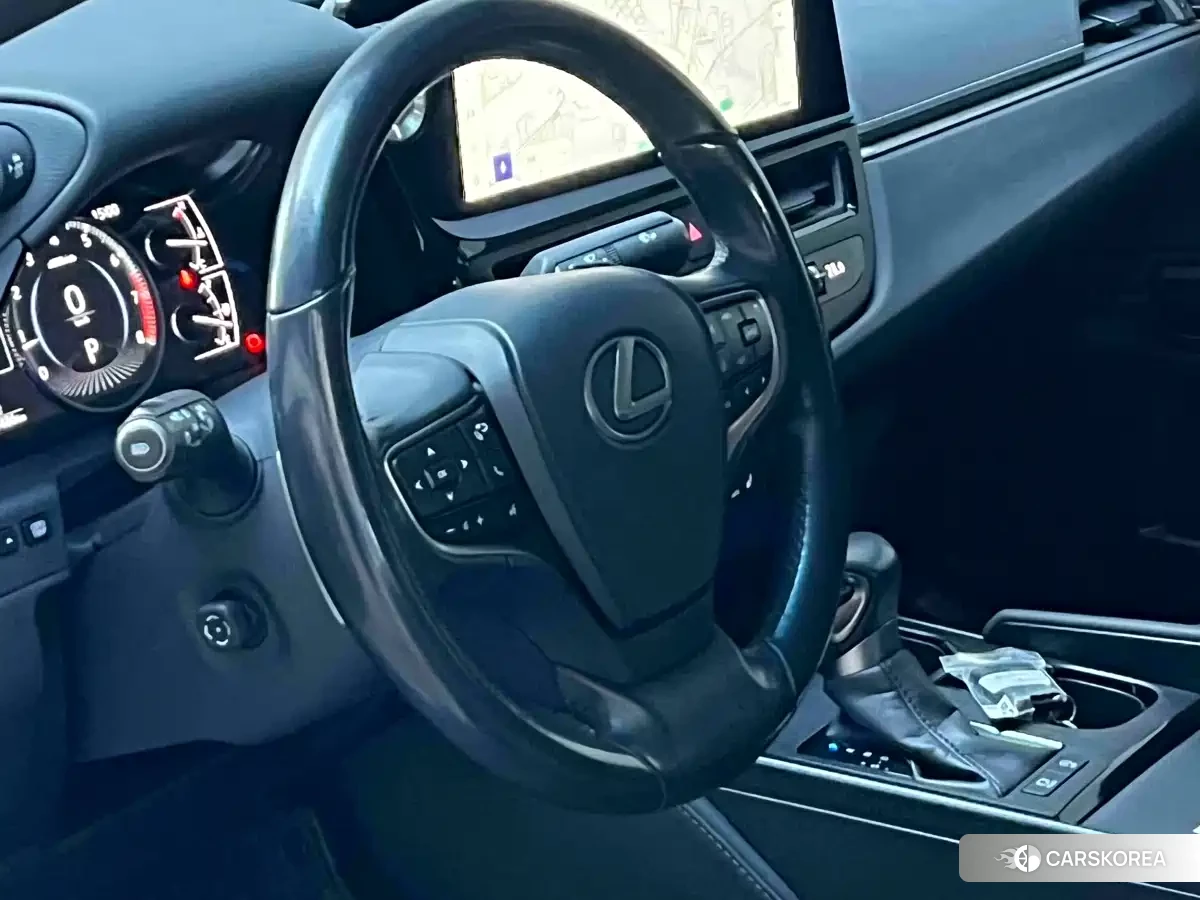 Lexus ES id 4628284 из Китая 11