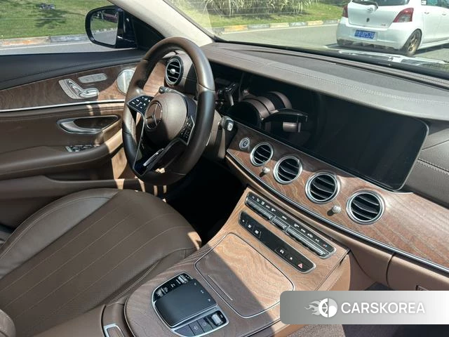 Mercedes-Benz E-class id 4257962 из Китая 11