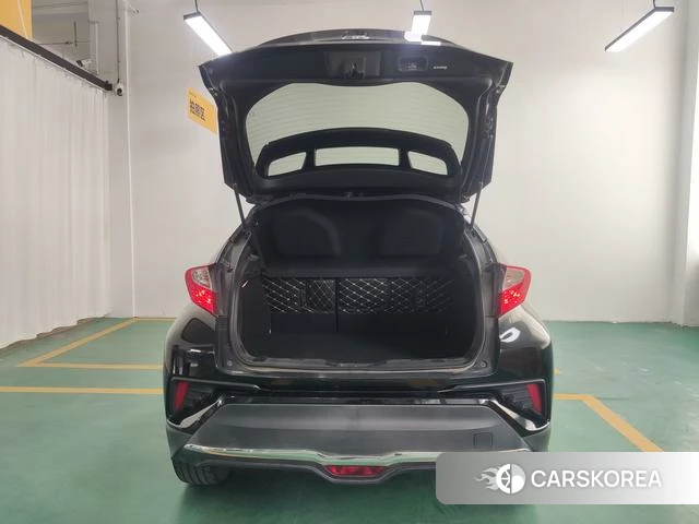 Toyota C-HR id 4254017 из Китая 11