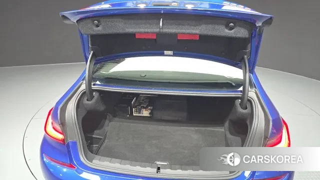 BMW 3 Series (G20) id 3778376 из Кореи 11