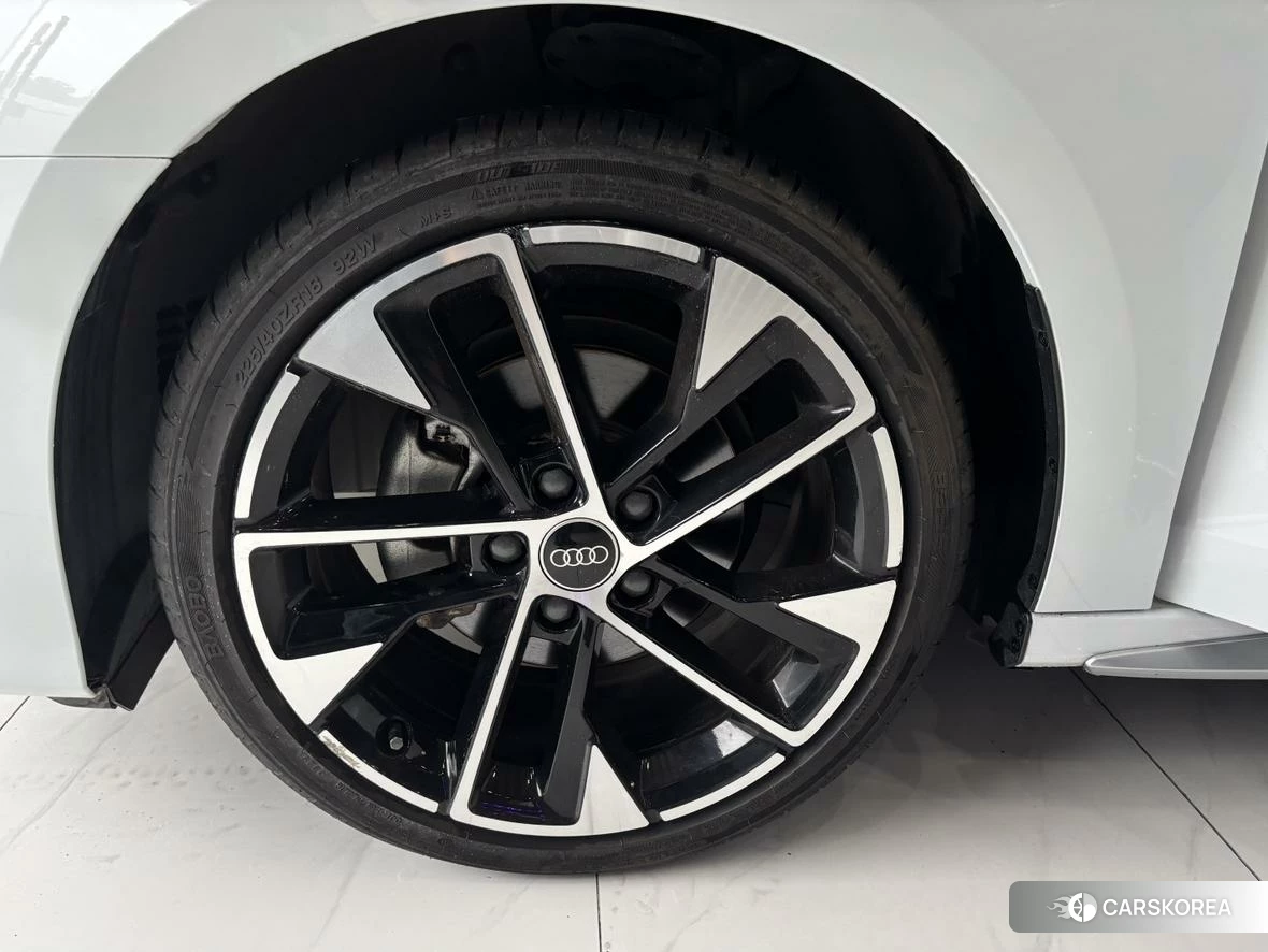 Audi A3 id 4498923 из Китая 11