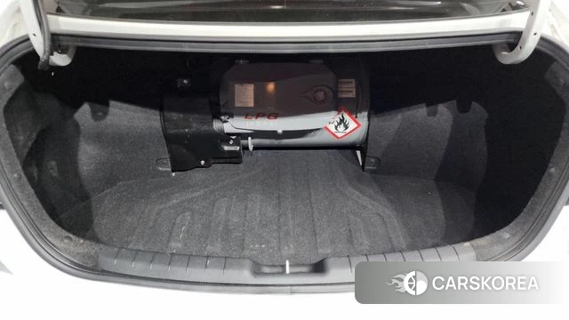 Hyundai The New Avante AD id 3905448 из Кореи 11