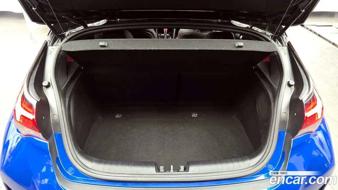 Hyundai Veloster (JS) id 2066134 из Кореи 11