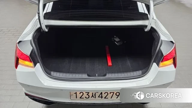 Hyundai Avante Hybrid (CN7) id 3512801 из Кореи 11