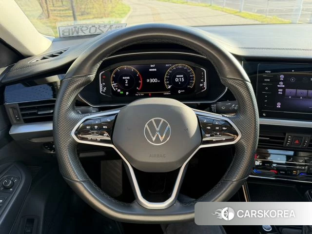 Volkswagen Passat id 4299448 из Китая 11