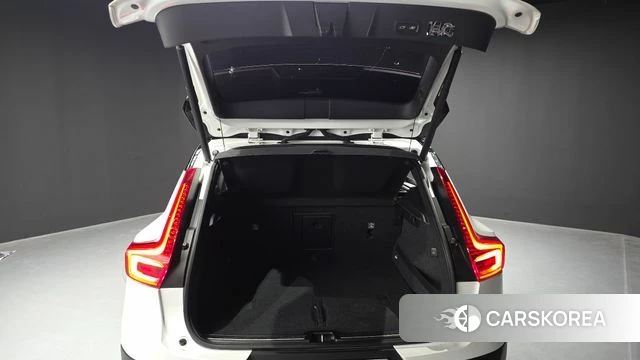 Volvo XC40 id 3899827 из Кореи 11