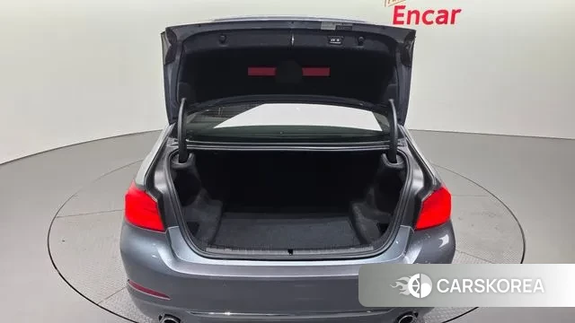 BMW 5 Series (G30) id 3505512 из Кореи 11