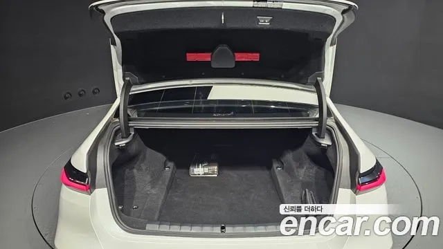 BMW 7 Series (G70) id 2953808 из Кореи 11