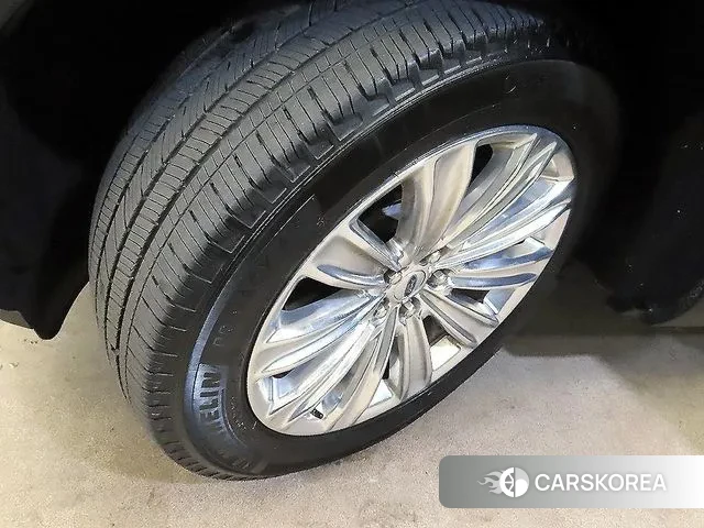 Ford Explorer 6th Generation id 3339294 из Кореи 11