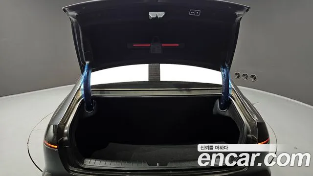 Hyundai Grandeur (GN7) id 2847962 из Кореи 11