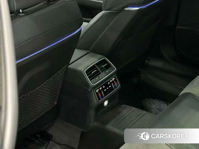 Audi A6L id 4273753 из Китая 11