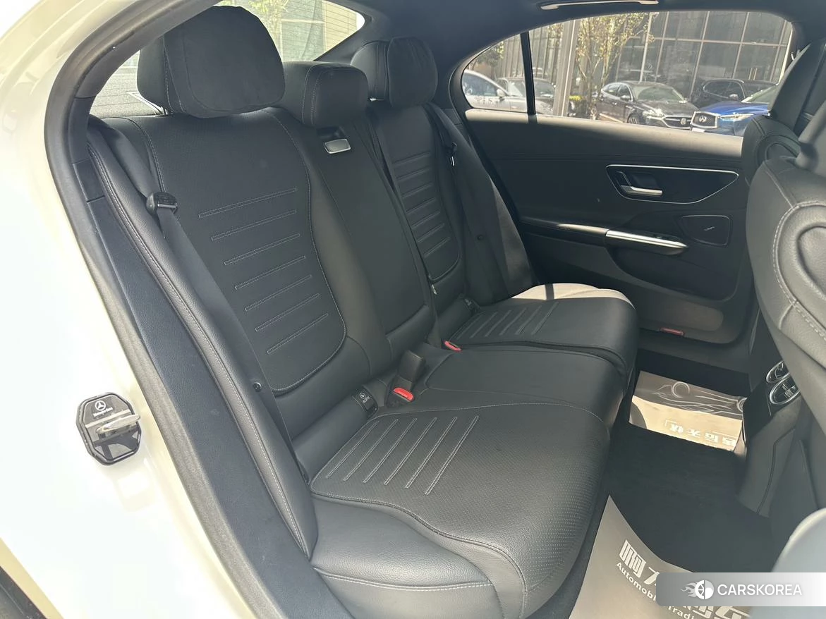 Mercedes-Benz Class C id 4487238 из Китая 11
