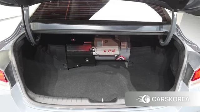 Hyundai Avante (CN7) id 3248253 из Кореи 11