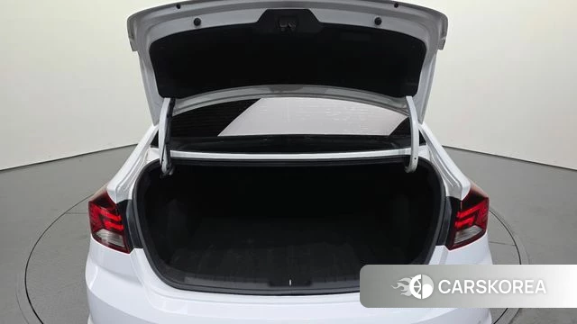 Hyundai The New Avante AD id 4581791 из Кореи 11