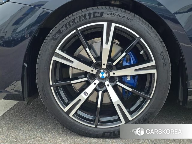 BMW 5 Series (G60) id 4599862 из Кореи 11