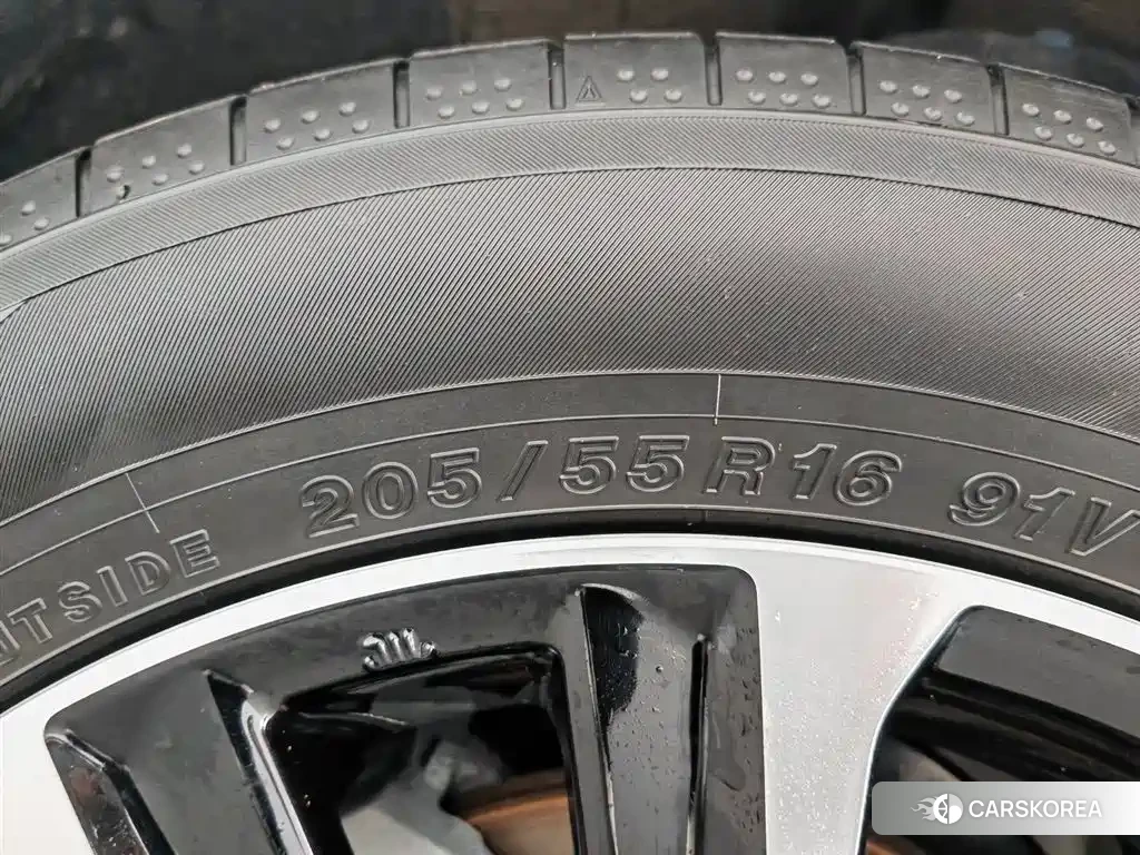 Toyota Levin id 4628138 из Китая 11