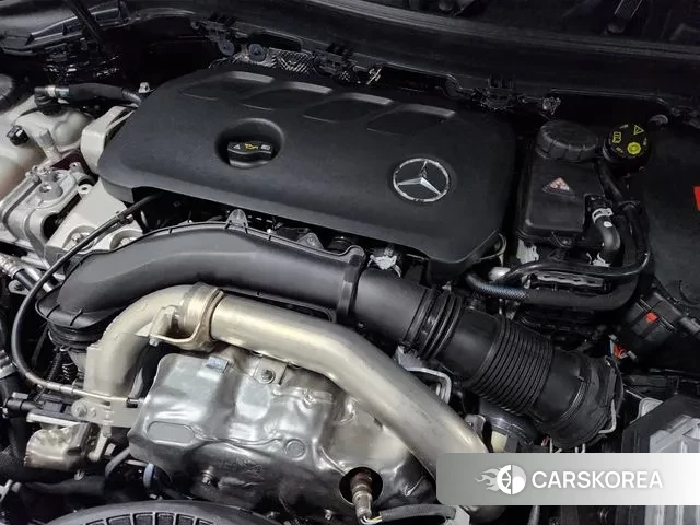 Mercedes-Benz GLA - Class H247 id 3775772 из Кореи 11