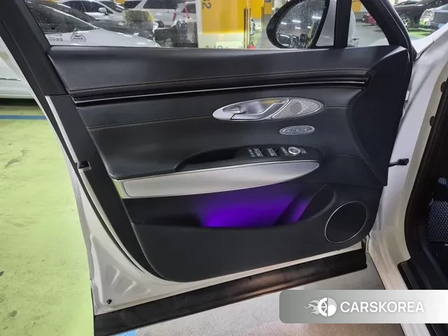 Genesis GV70 id 3488663 из Кореи 11