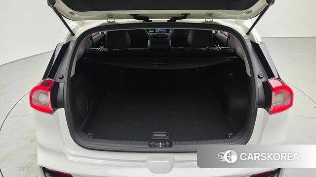 Kia Niro EV id 4741847 из Кореи 11