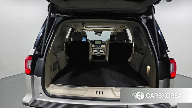 Lincoln Navigator 4th generation id 4409725 из Кореи 11