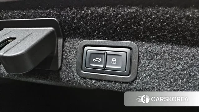 Audi A6 (C8) id 3689430 из Кореи 11