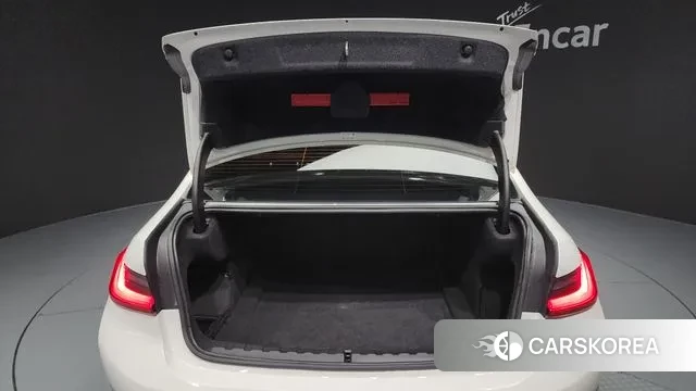 BMW 3 Series (G20) id 3499292 из Кореи 11