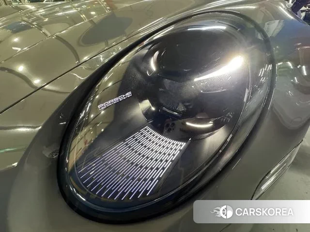 Porsche 911(992) id 3058547 из Кореи 11