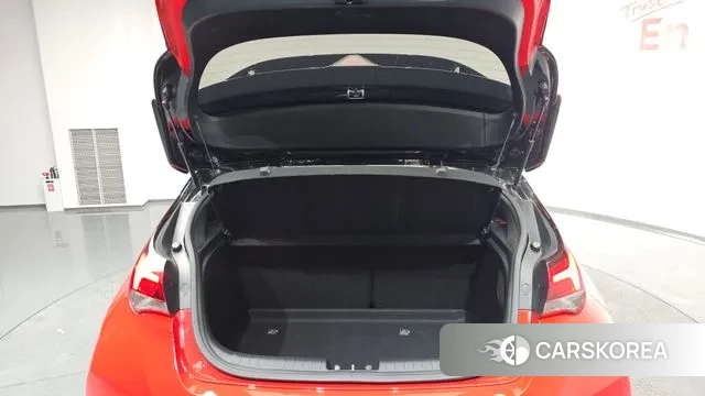 Hyundai Veloster (JS) id 3546985 из Кореи 11