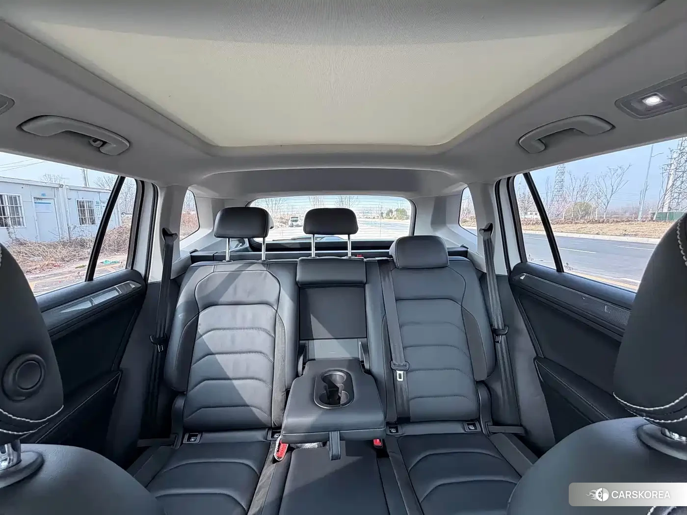 Volkswagen Tiguan L id 4607147 из Китая 12
