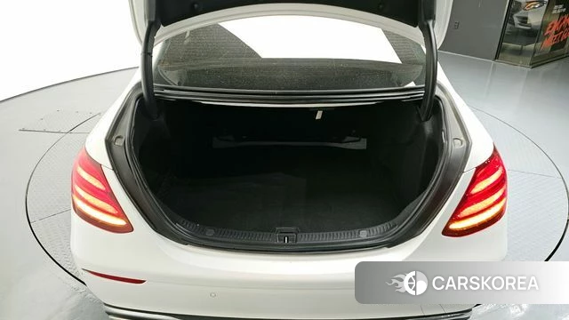 Mercedes-Benz E-Class W213 id 4020614 из Кореи 11