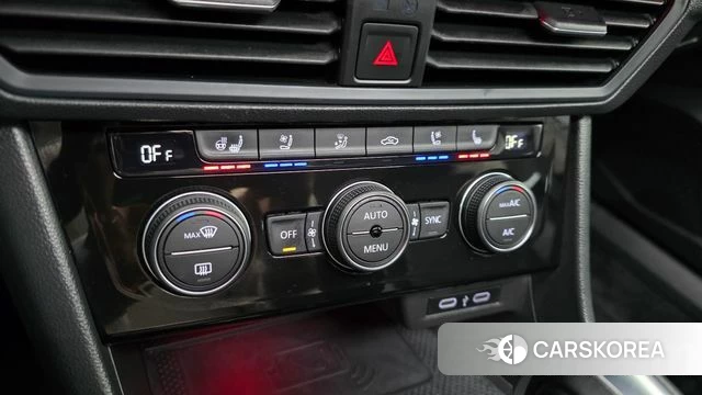 Volkswagen 7th Generation of Jetta id 4282856 из Кореи 11