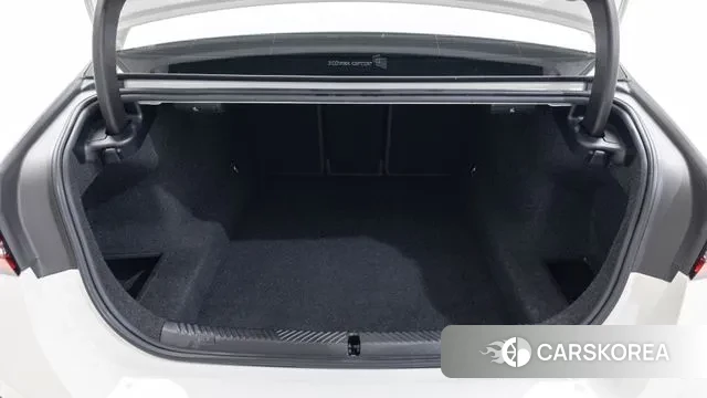 BMW 5 Series (G60) id 3462238 из Кореи 11