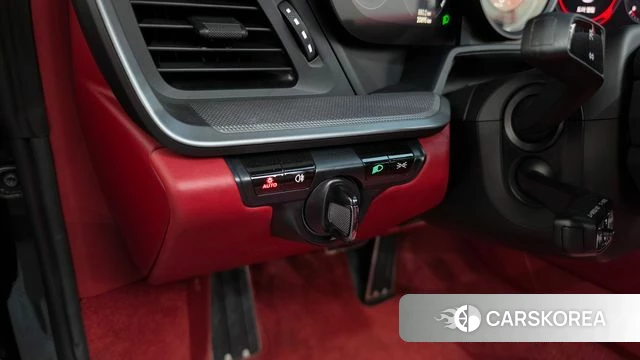 Porsche 911(992) id 4542479 из Кореи 11