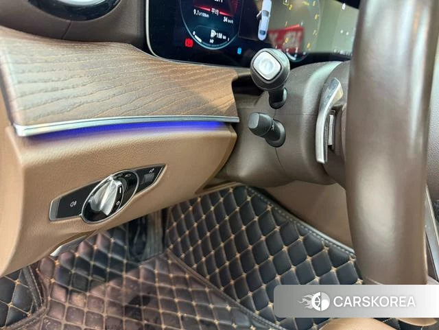 Mercedes-Benz E-class id 4341766 из Китая 11