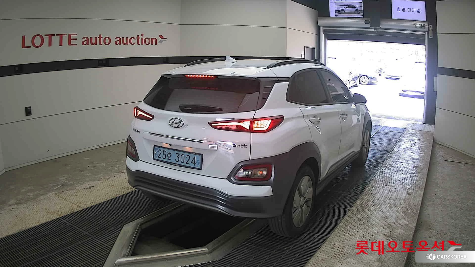 Hyundai KONA Electric id 4289419 из Кореи 11