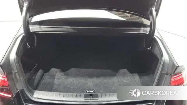 Genesis G90 (RS4) id 3690032 из Кореи 11