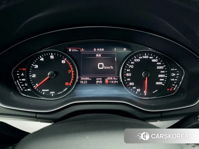 Audi Q5L id 4209417 из Китая 11