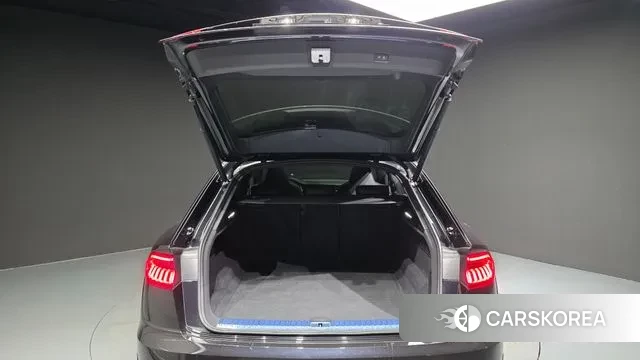 Audi Q8 (4M) id 3023928 из Кореи 11