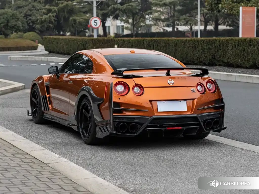 Nissan GT-R id 4600855 из Китая 11