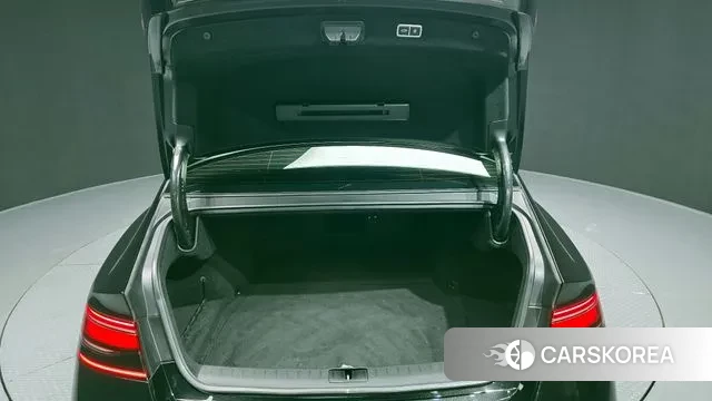 Genesis G90 (RS4) id 3523792 из Кореи 11