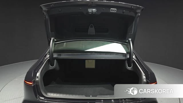 Hyundai Grandeur (GN7) id 3922405 из Кореи 11