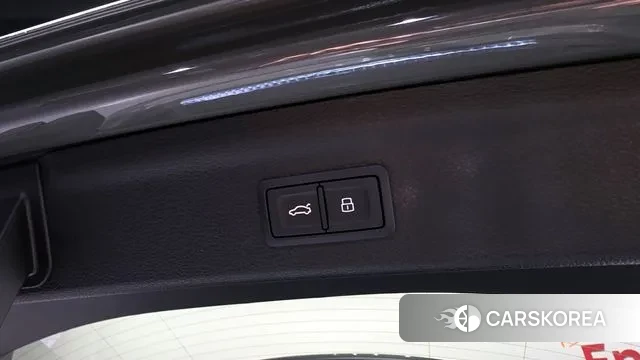 Audi Q3 (F3) id 3776464 из Кореи 11