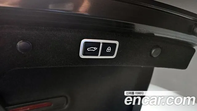 Hyundai Grandeur (GN7) id 2456591 из Кореи 11