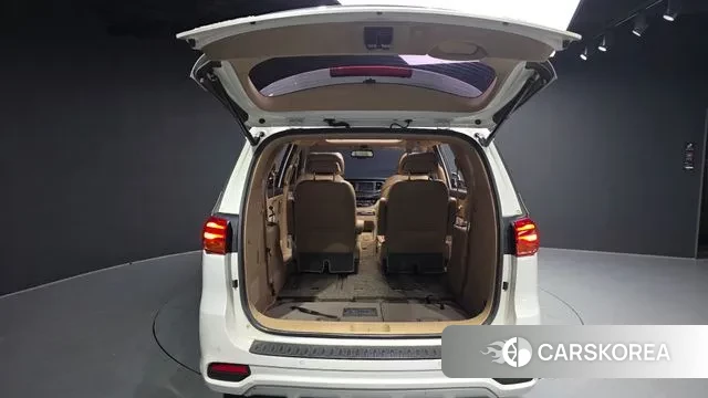 Kia The New Carnival id 3728562 из Кореи 11